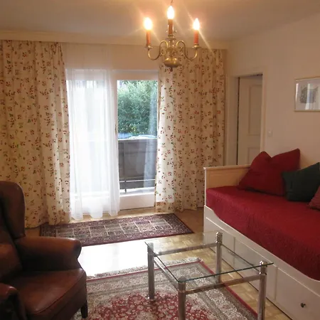 萨尔兹堡医生假日公寓酒店 公寓