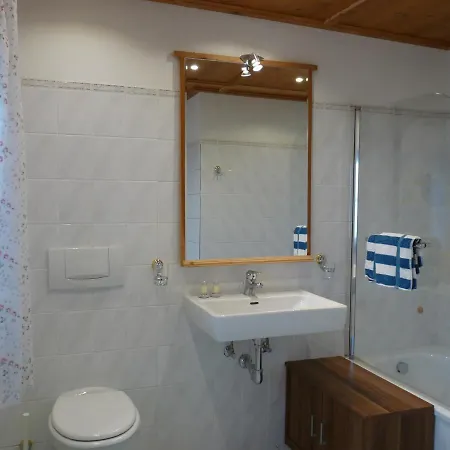 萨尔兹堡医生假日公寓酒店 *